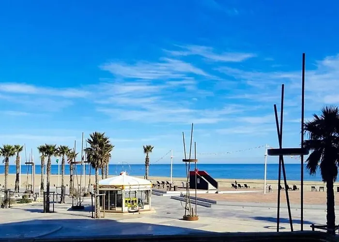 F2 entier CANET VUE MER // BALCON + PARKING