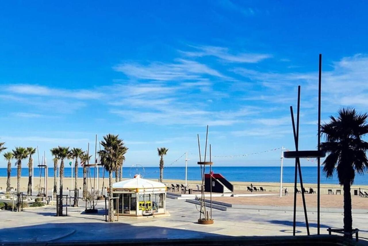 F2 Entier Vue // Balcon + Parking