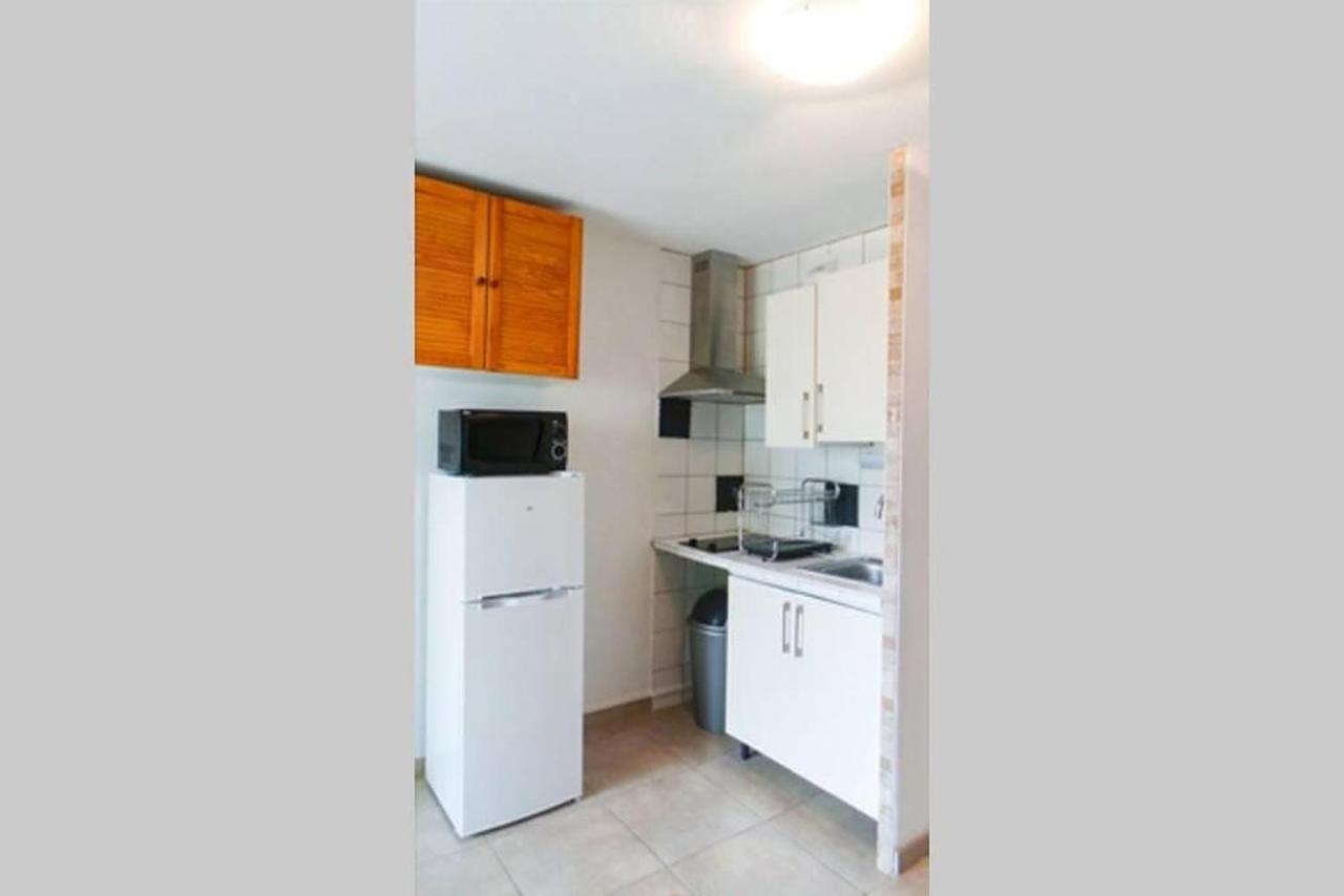 F2 Entier Vue // Balcon + Parking Apartment