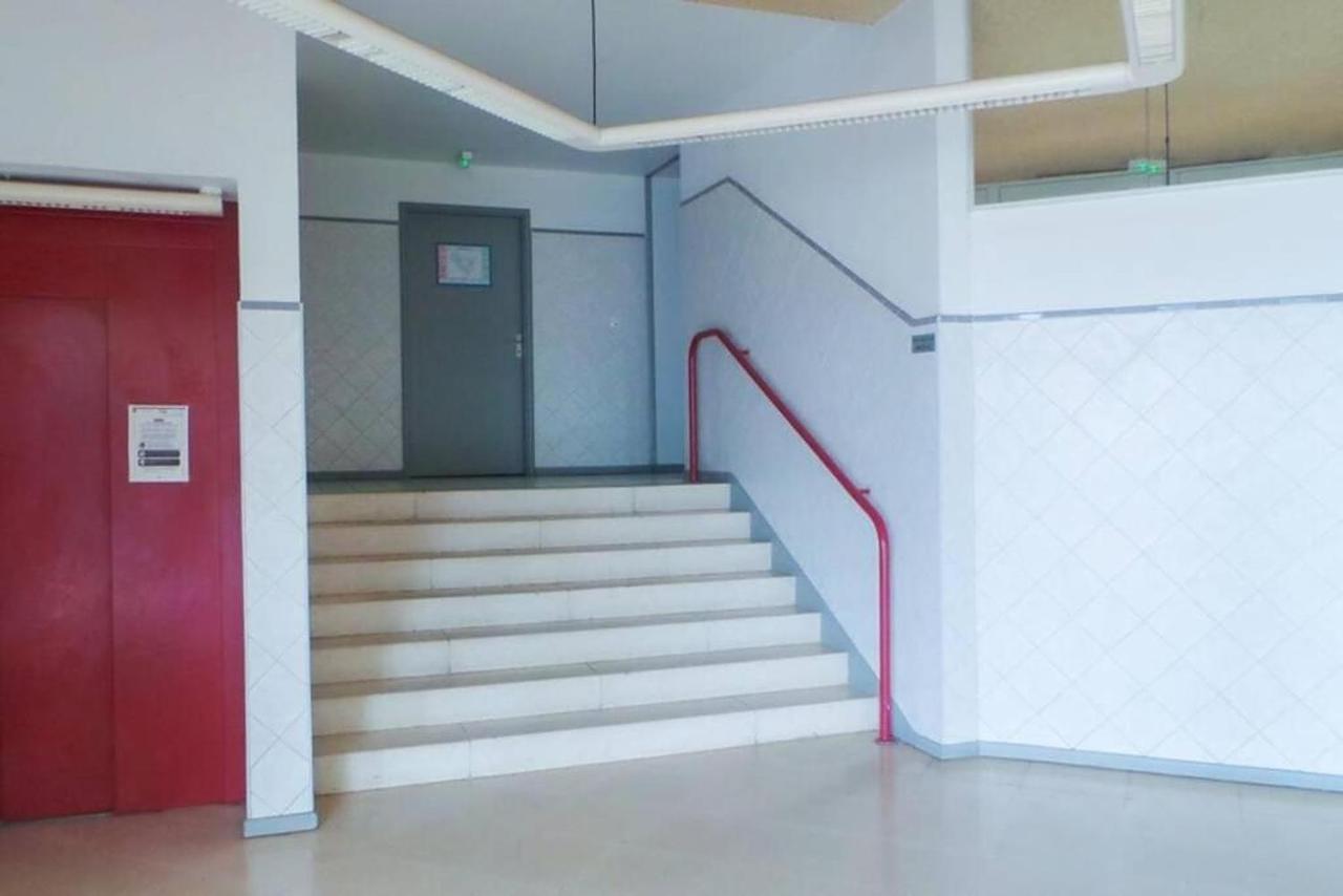 F2 Entier Vue // Balcon + Parking * Canet-en-Roussillon